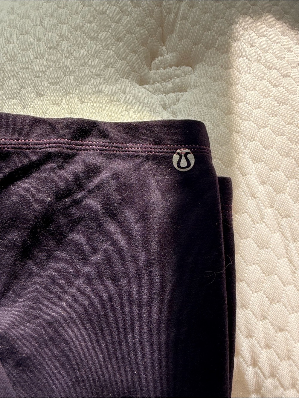 lululemon athletica purple and pink reversible Leggings - Picture 2 of 6